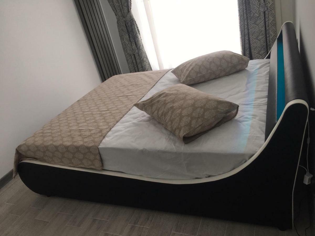 Umi Apartment Alezzi Resort Năvodari Екстериор снимка
