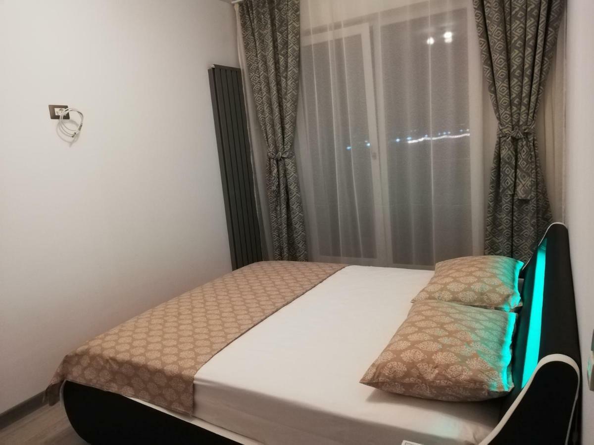 Umi Apartment Alezzi Resort Năvodari Екстериор снимка